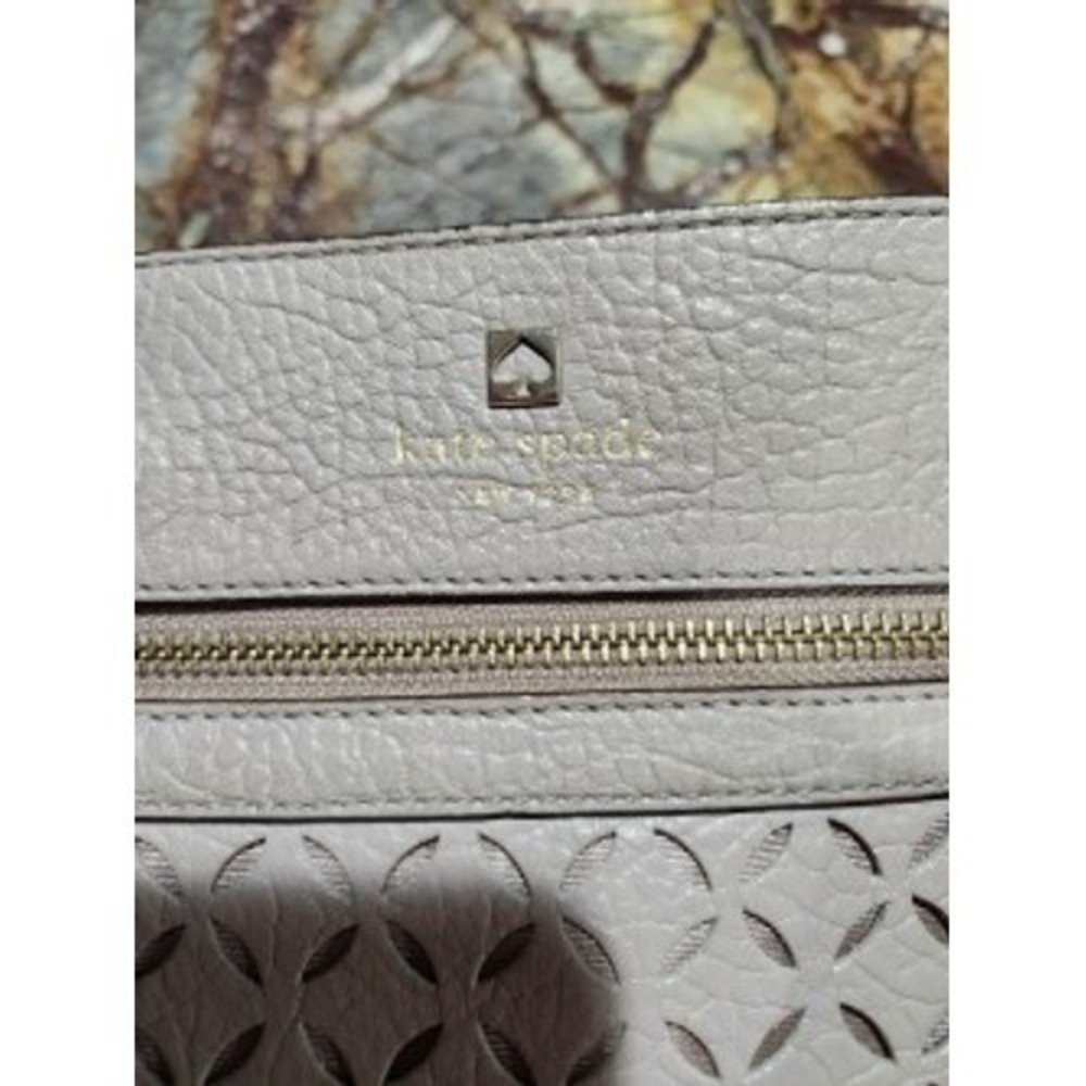 Kate Spade New York Perri Lane Handbag Pebble Leather Taupe Laser Cut Tote - Picture 6 of 10